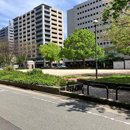 Parkside Inn Hakata Фукуока Экстерьер фото